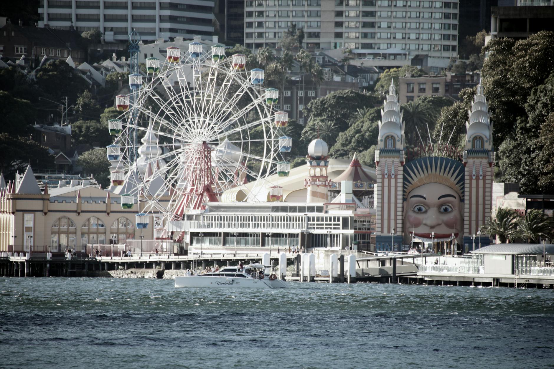 Luna Park Sydney 2026: Tickets, Rides & Visitor Guide