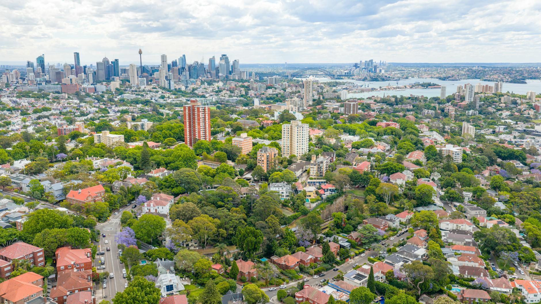 Sydney Airbnb - apartment balcony city view