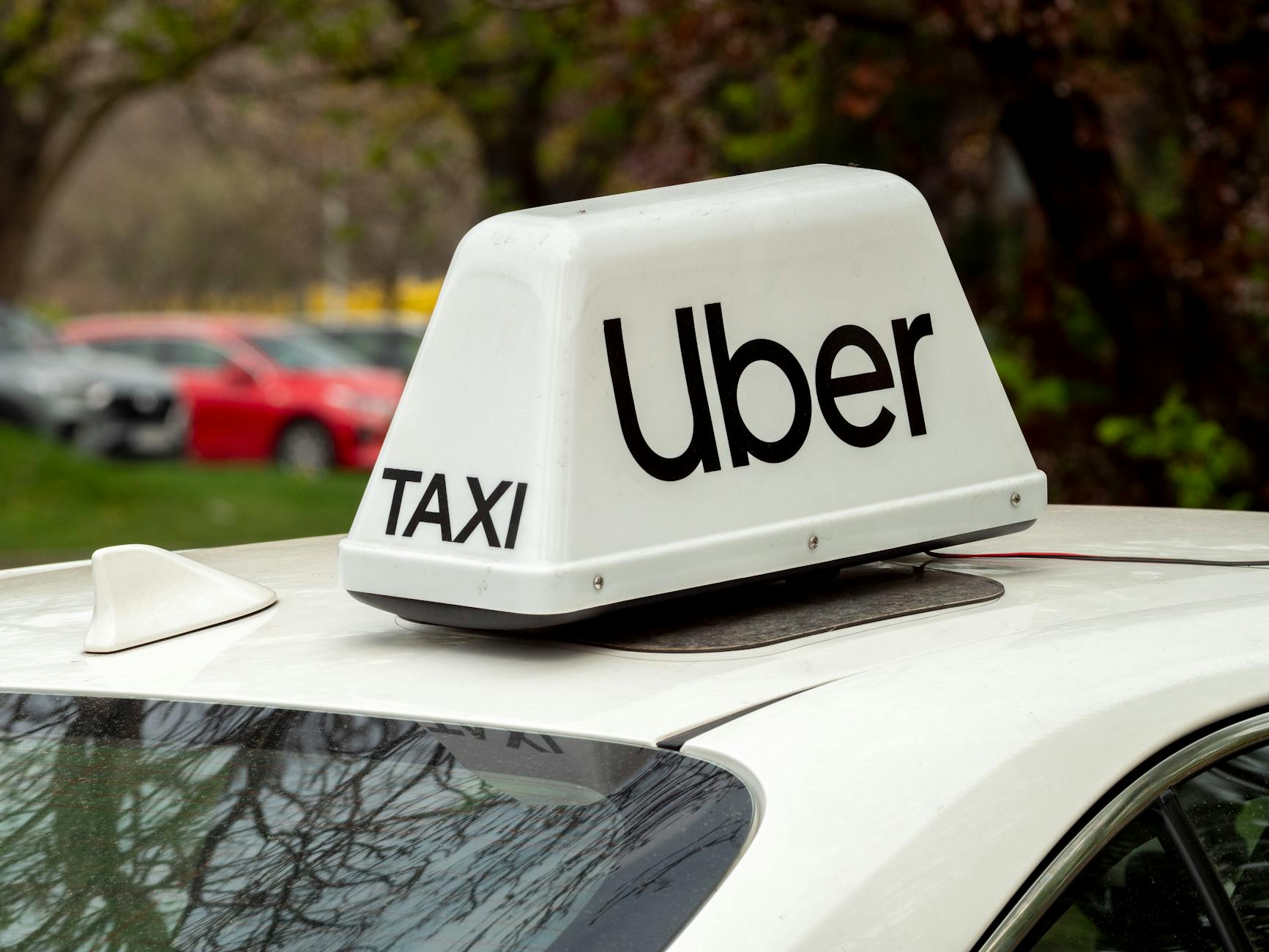Sydney Airport to city - rideshare pickup at airport terminal