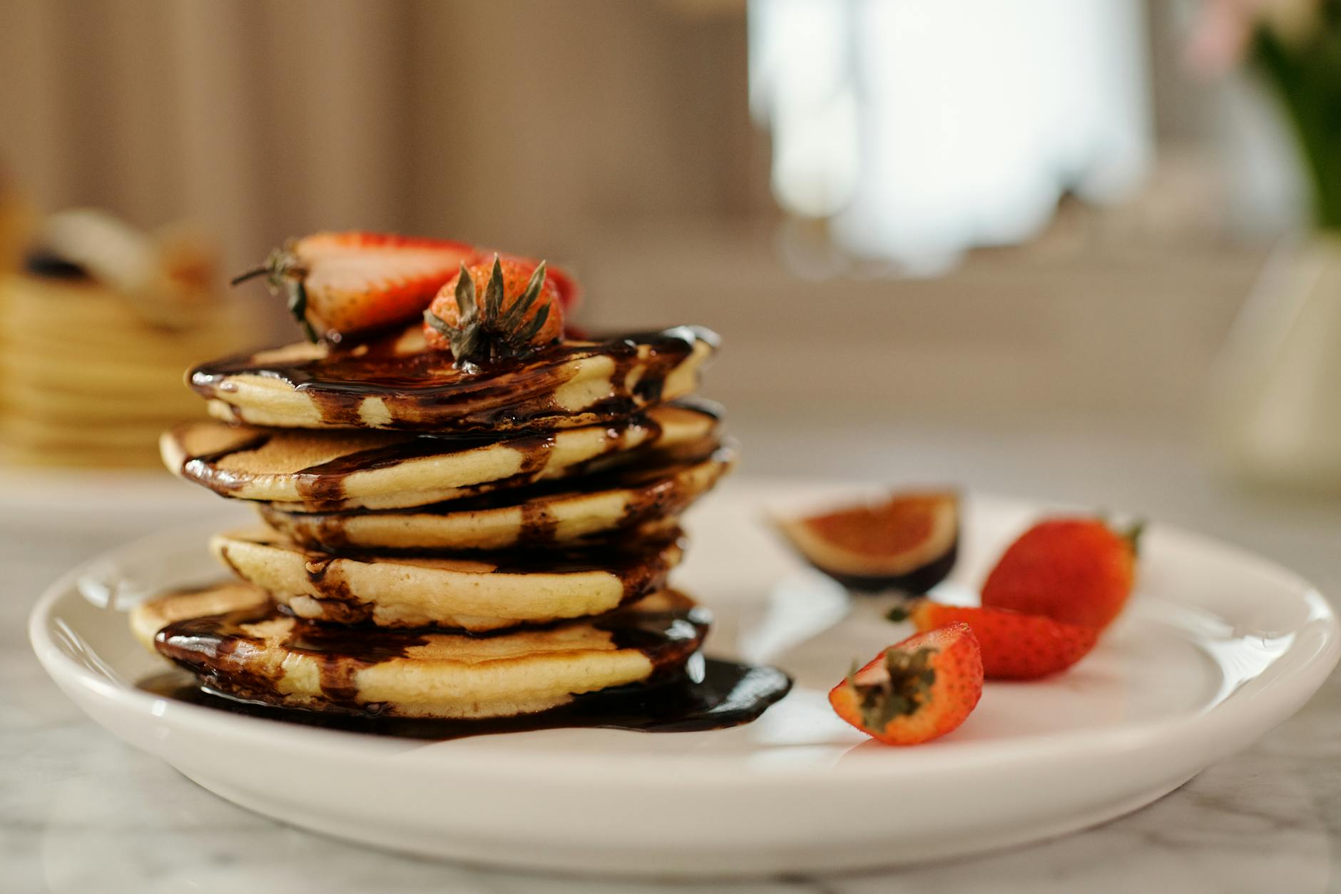 Best brunch Sydney - ricotta hotcakes with banana and maple syrup