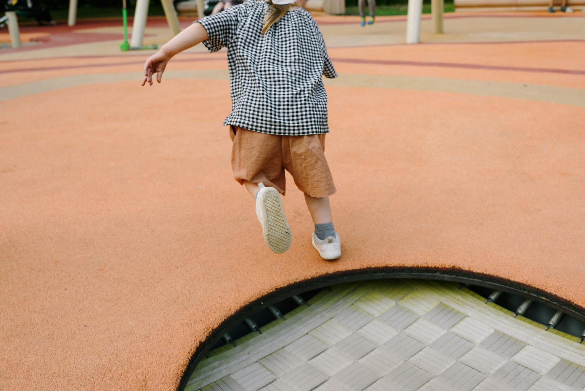 Best playgrounds Sydney - Darling Quarter playground kids playing