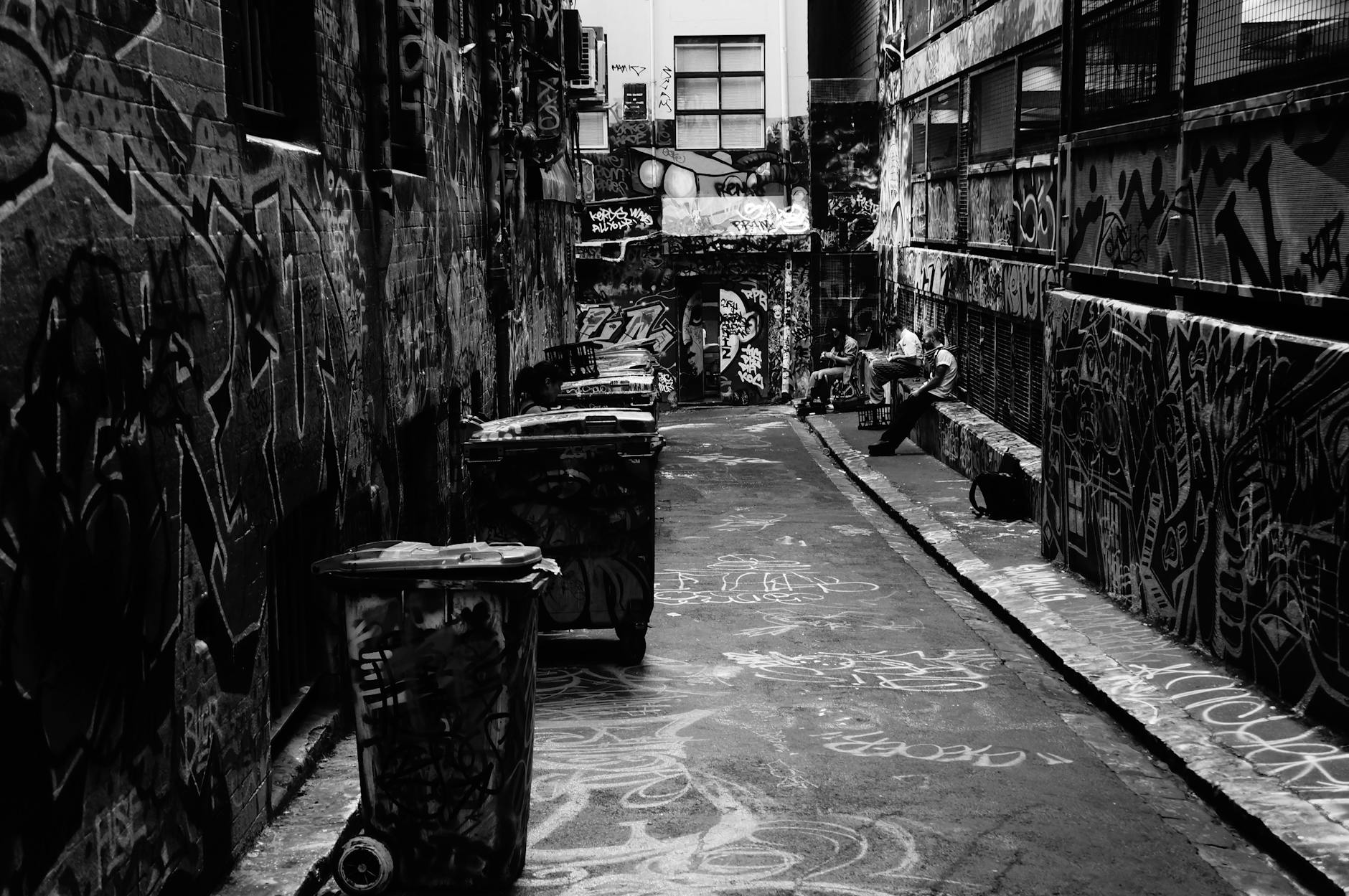 Cheap eats Sydney - hawker laneway with food stalls Spice Alley